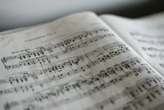 Muzyka renesansu: fascynujące cechy i znaczenie epoki
