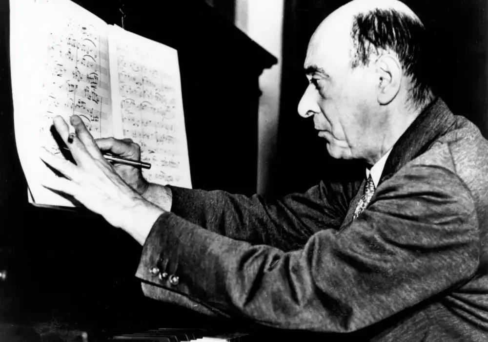 Arnold Schönberg: Rewolucjonista muzyki XX wieku i twórca dodekafonii