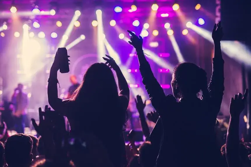 Zaskakujące ciekawostki muzyczne: fakty, które Cię zadziwią