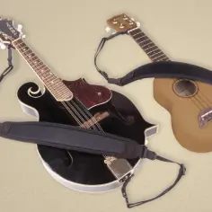 Jak założyć pasek na ukulele: 5 prostych kroków dla początkujących