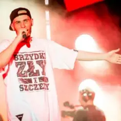 O.S.T.R. – Jakie są najnowsze płyty i co warto wiedzieć o jego albumach?