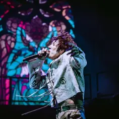 Bring Me the Horizon – Jakie są utwory i recenzje albumu "Sempiternal"?