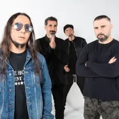 System of a Down – Jak wokalista wpływa na brzmienie zespołu? Wpływ i techniki