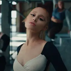 Ariana Grande zaskoczyła fanów nową piosenką yes, and?