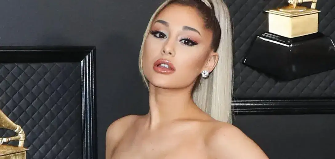 Zdjęcie Ariana Grande: Najnowsze Artykuły i Sensacyjne Nowości o Gwieździe