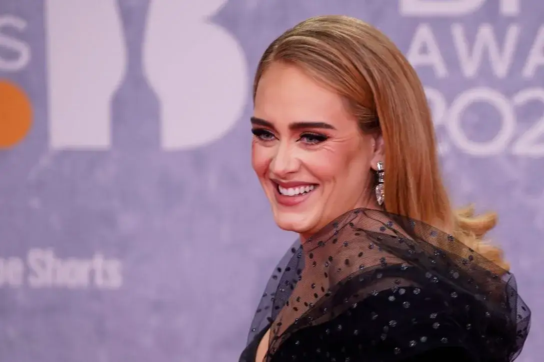 Zdjęcie Ile lat ma Adele? Poznaj fascynujące fakty o brytyjskiej gwieździe