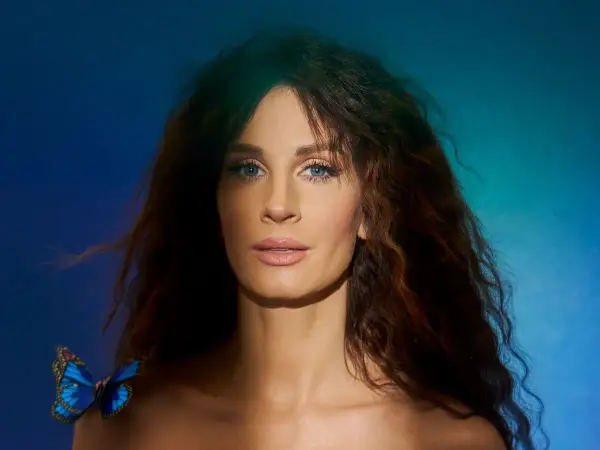 Motyle Sylwii Grzeszczak - analiza. Co kryje ten hit?
