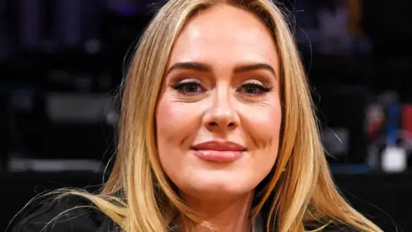 Ile lat ma Adele? Poznaj fascynujące fakty o brytyjskiej gwieździe