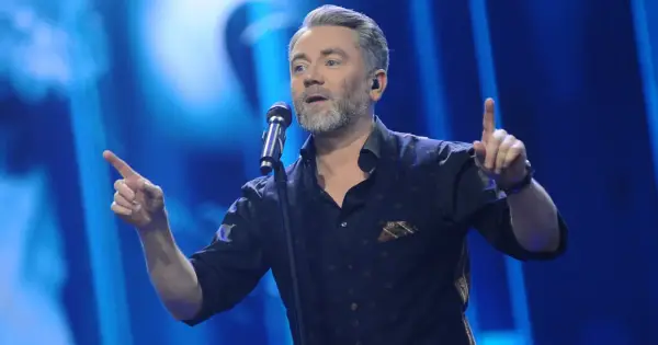 Kuba Badach - Kim jest i dlaczego jego muzyka wciąga?