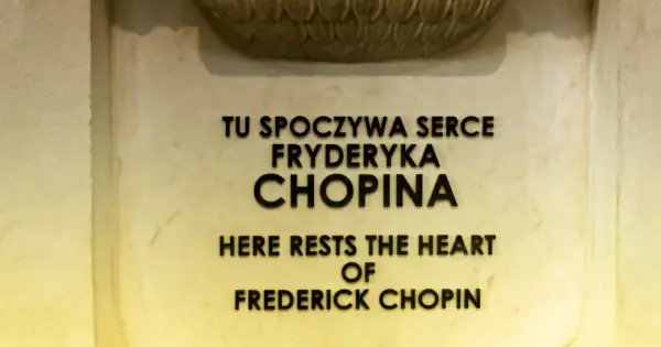 Gdzie jest serce Chopina? Adres i historia urny w Warszawie