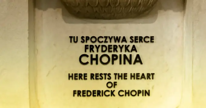 Gdzie jest serce Chopina? Adres i historia urny w Warszawie
